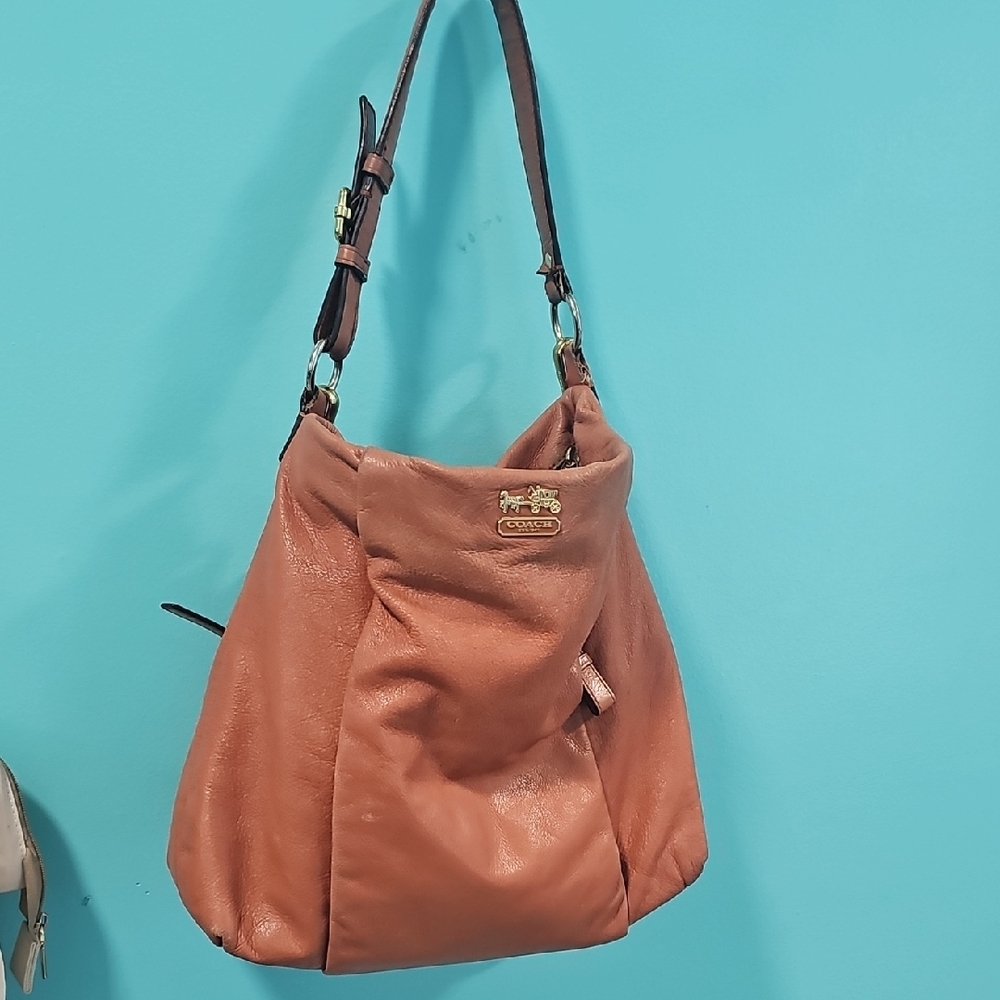 Coach Tan Leather Shoulder Bag. Removable Strap Vintage